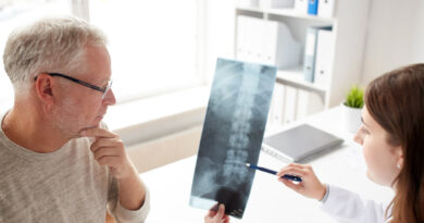 How Do I Choose the Best Spine Surgeon in My Local Area?