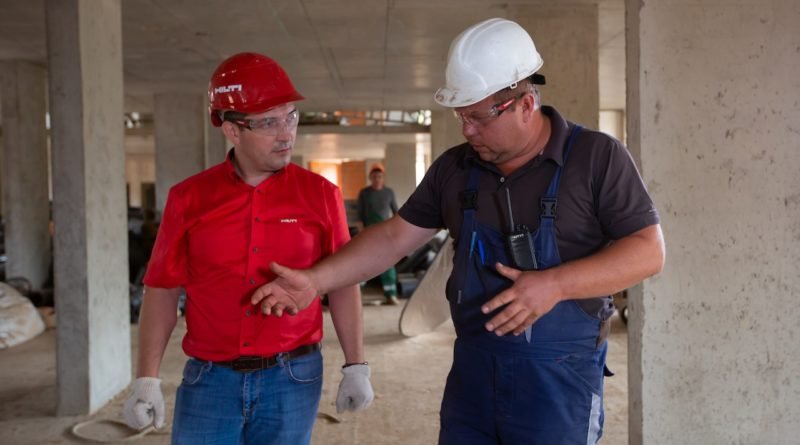 Essential Skills for Succeeding in the Construction Business
